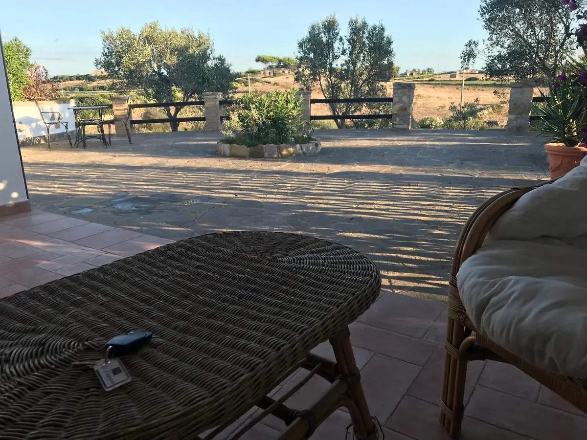 Studio Apartments-Ucuppu Carloforte  Vakantiehuis Carloforte (Isola di San Pietro)